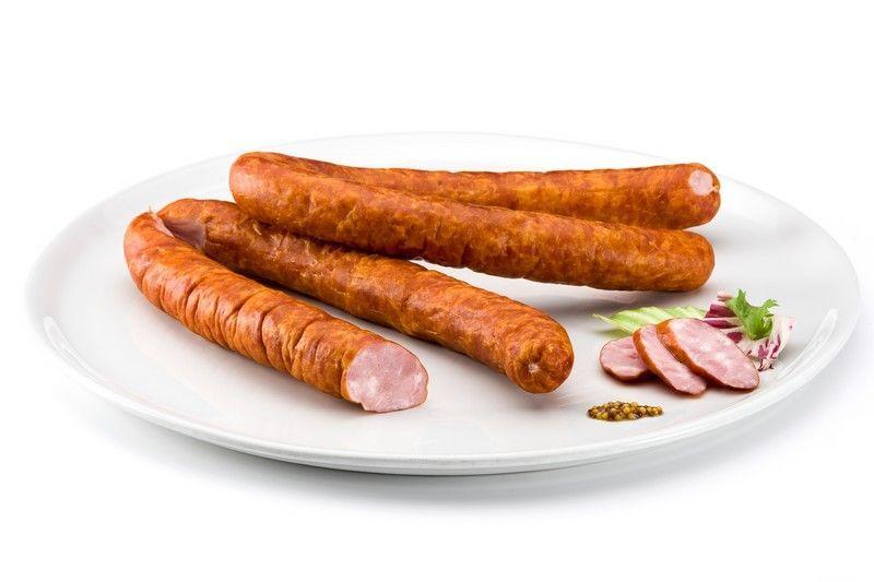 Ile kalorii ma kiełbasa? Odkryj wartości odżywcze, wagę i właściwości tego smacznego przysmaku