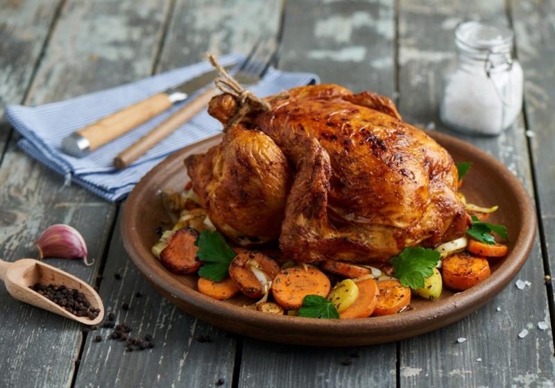 Pyszne udka z kurczaka pieczone z ziemniakami – idealny przepis na rodzinny obiad