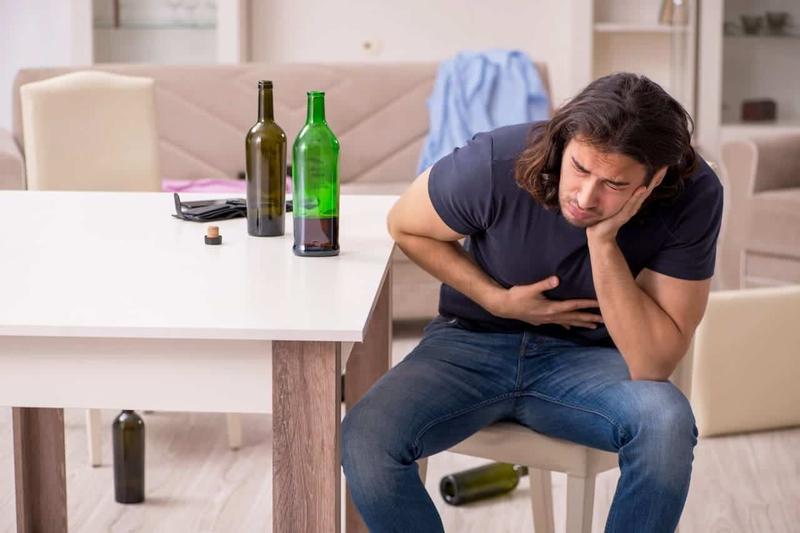 Alkohol i układ trawienny